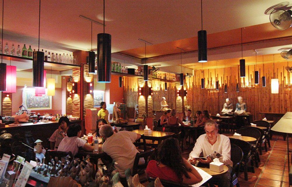 Khaosan Holiday Bangkok Exterior photo