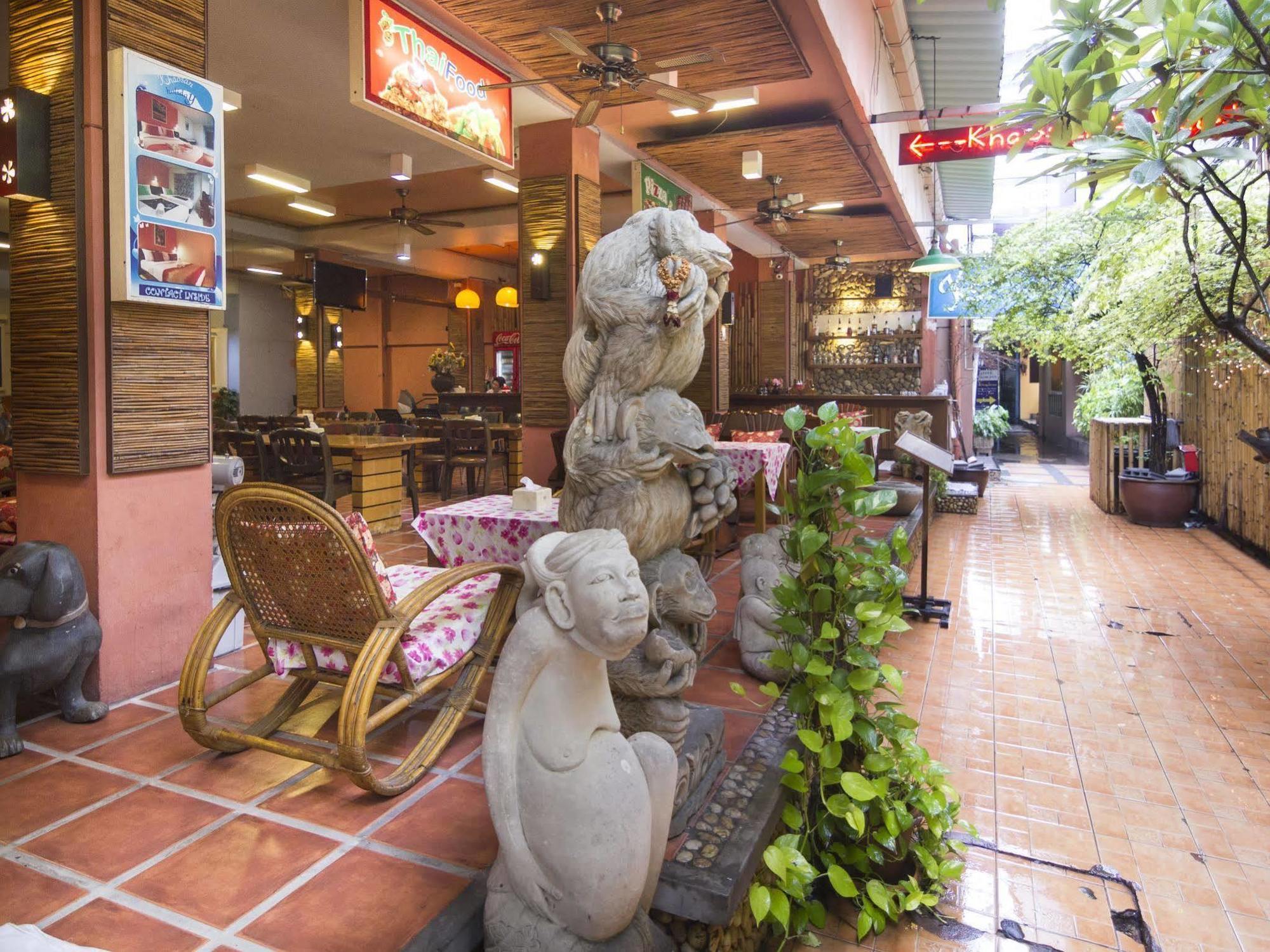 Khaosan Holiday Bangkok Exterior photo